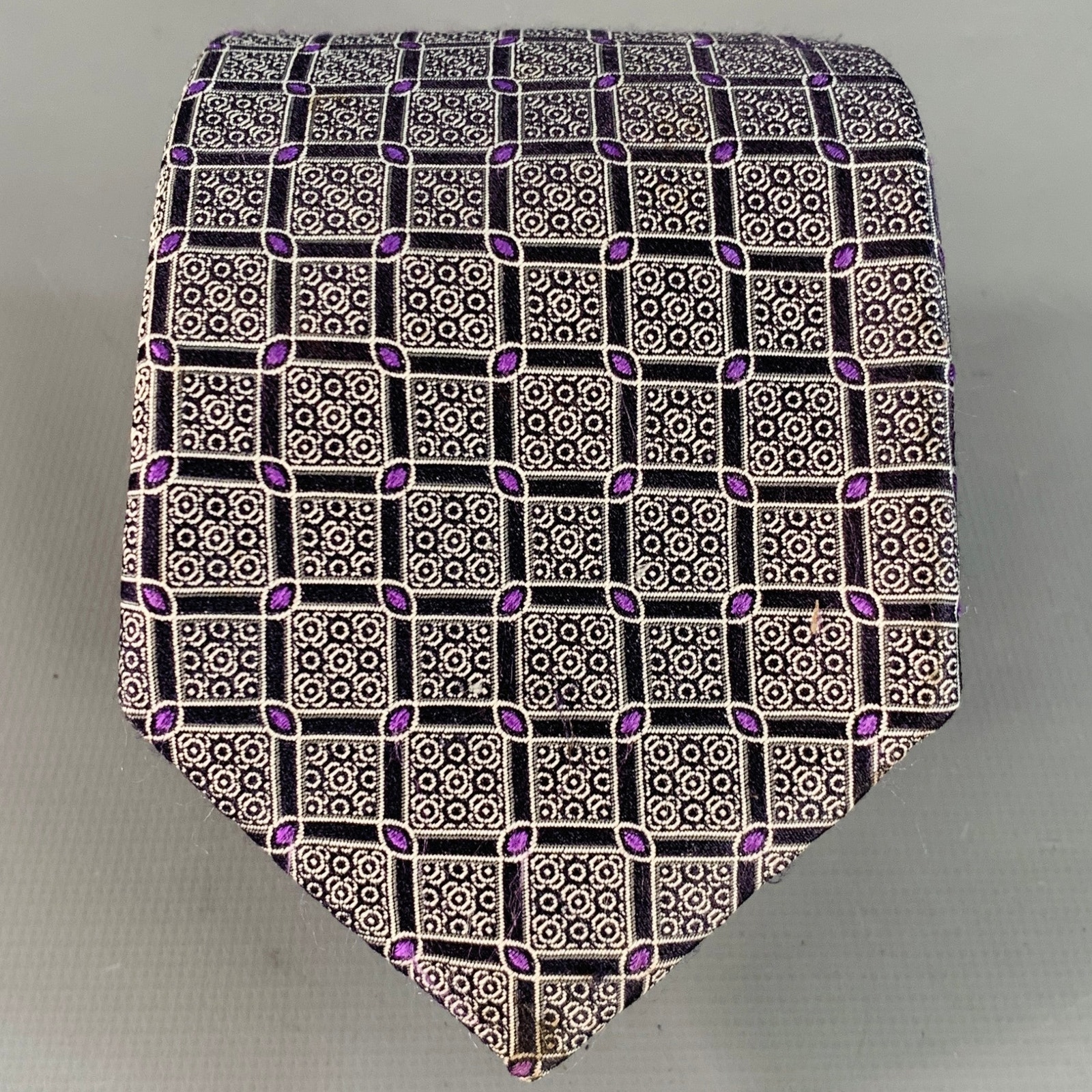 Canali One Size Black Purple Checkered Jacquard Silk Tie